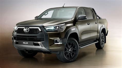 Facelifted Toyota Hilux Unveiled With New 201bhp Diesel Auto Express
