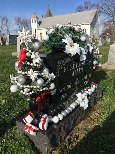 2016 Cemetery Decorations Christmas Floral Arrangements For Nicole