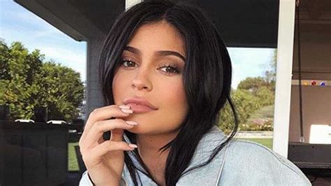 Kylie Jenner Gushes Over Daughter Stormi On Twitter