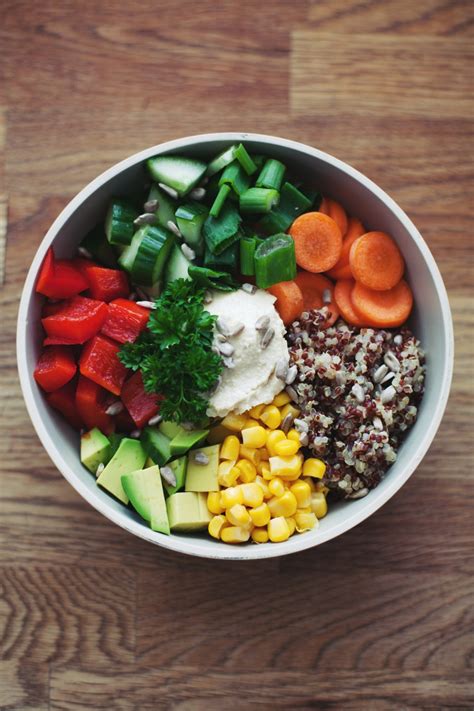 Living The Healthy Choice Basic Veggie Bowl