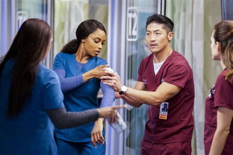 Chicago Med Season 4 Exclusive Sneak Peek Aprils Bloody Disaster