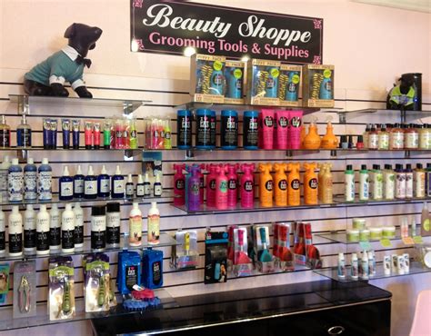 Dog Boutique Bow Wow Beauty Shoppe Dog Store Dog Grooming Salons