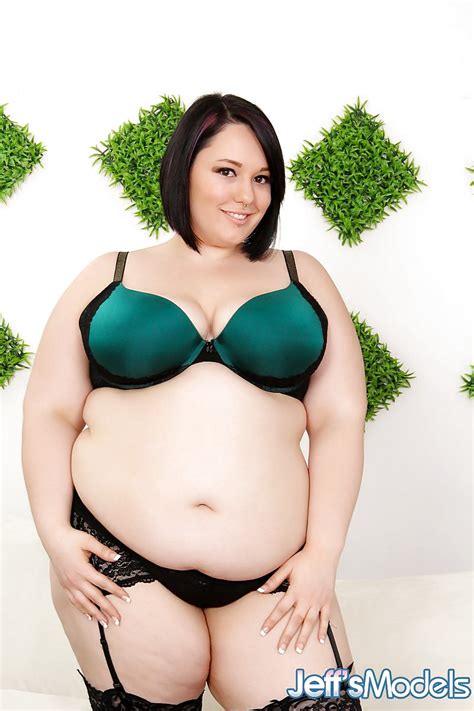 Chubby Beauty Alexxxis Allure Is Looking Sexy 8 Pics XHamster