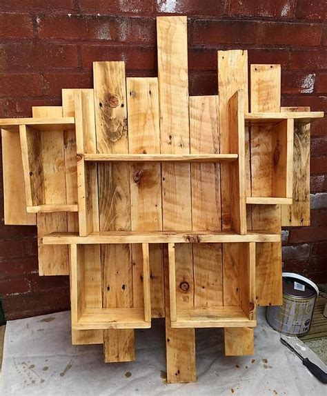 Creative Ways To Reuse And Recycle Wood Pallets Pallet Wall Decor