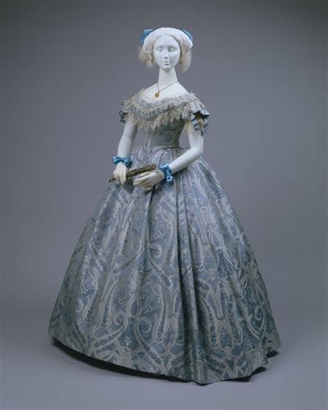 An original 1860s white sheer ball gown. Couture Historique: MET 1860 Ballgown