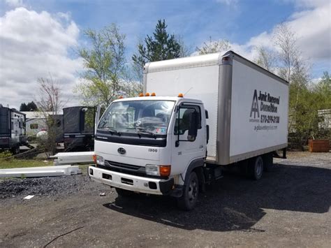 Cubic yards in a typical dump truck. Box Truck vs Dump Truck - A+ Enterprises Junk Removal Services