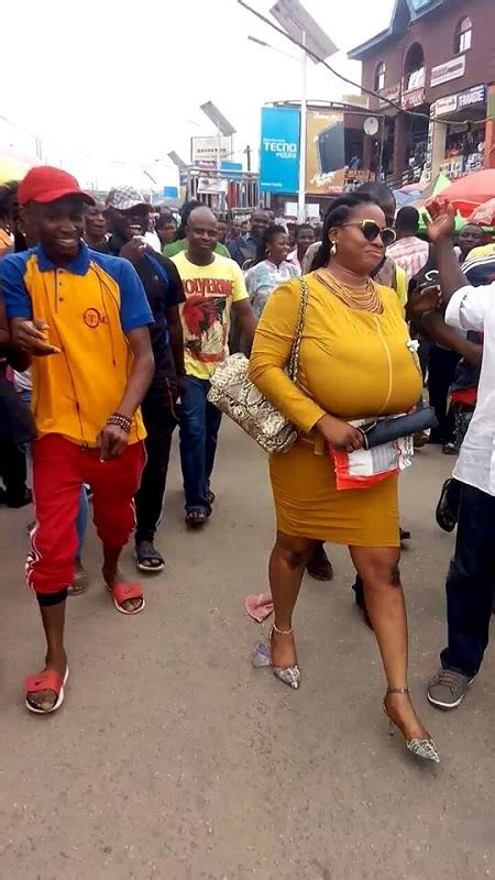 Finally Woman Whose Very Huge Boobs Caused Commotion In Lagos Speaks Up Photos