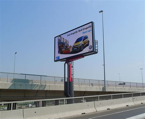 Single Sided 14 meters high LED Digital Billboard near elevated road junction - ARTHS Studio Čubra