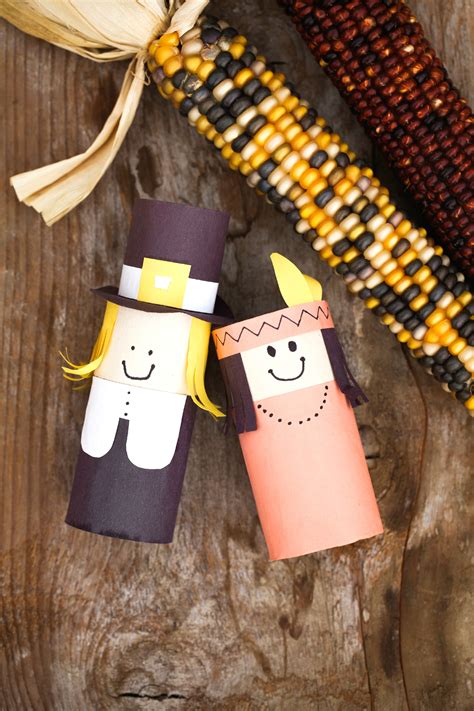 Just a few days till thanksgiving. DIY Thanksgiving Craft + Printable - Double the Batch