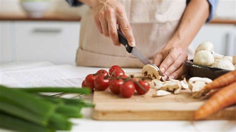 Healthy Living For Summer Cooking With Fresh Seasonal Ingredients