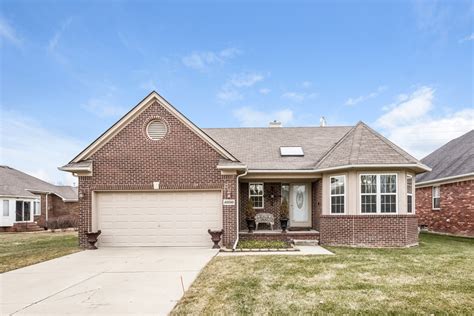 40580 Long Horn Drive Sterling Heights Mi 48313