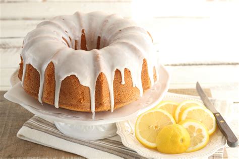 Lemon Bundt Cake With Lemon Frosting Trisha Yearwoods Lemon Pound