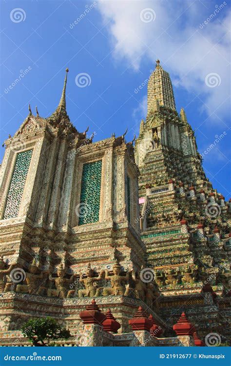 Pagoda Of Wat Arun Temple Stock Image Image Of Temple 21912677