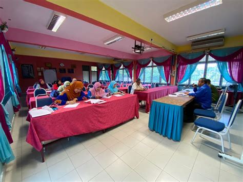 This tool pings a server (domain or ip) and shows you the results. SEKOLAH KEBANGSAAN KUALA KRAI: SARANA IBU BAPA / PIBG SKKK