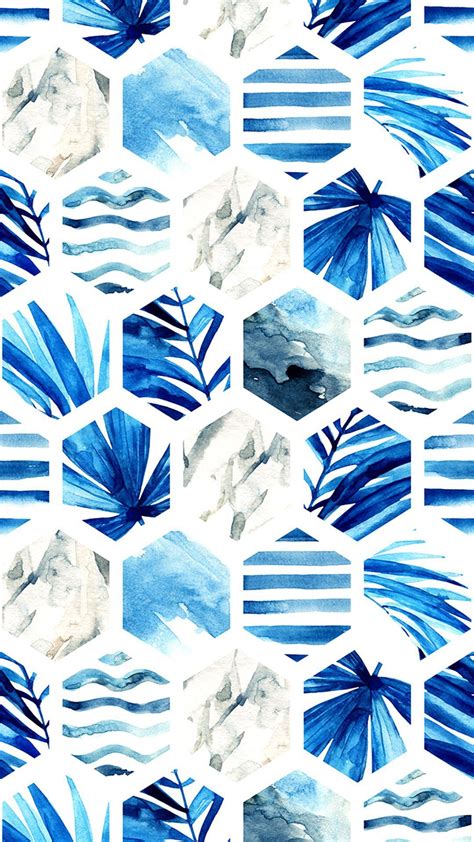 Nature meets glamour in this treetops 18' x 20.5 peel and stick wallpaper roll. Pin on iPhone Walls 4