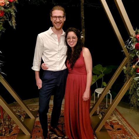 Il joue au niveau universitaire pour l'équipe des tigers de l'université de clemson. Trevor Lawrence's Girlfriend Marissa Mowry (Bio, Wiki)