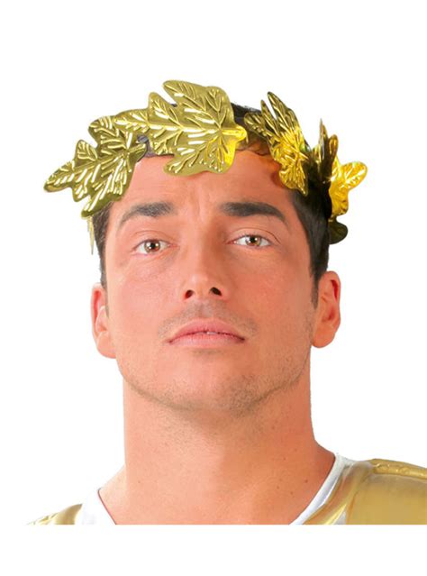 His coming of age coincided with a civil war between his uncle gaius marius and his rival lucius cornelius sulla. Caesar Crown. Express delivery | Funidelia