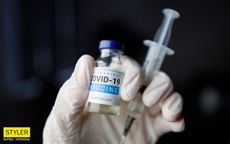 В стране началась масштабная вакцинация от коронавируса. Вакцинация от коронавируса - в Греции врач попал в ...