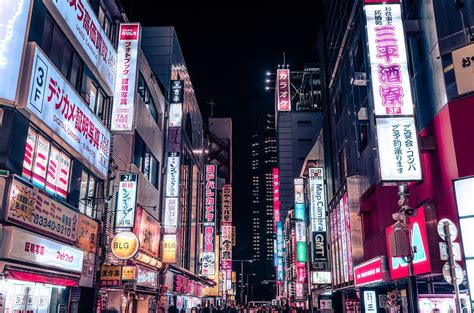Shinjuku Tokyo Neon Night Signs Cyberpunk Cityscape Urban