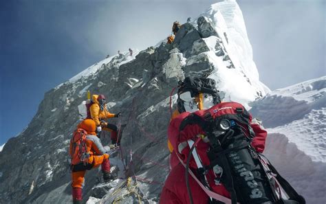Sự Thật đằng Sau Cảnh ùn Tắc Giao Thông Trên đỉnh Everest