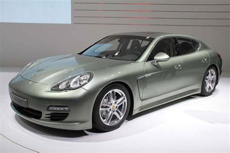 First Look: Porsche Panamera Hybrid | TheDetroitBureau.com