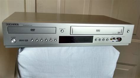Samsung Dvd V5500 Dvdvcr Video Cassette Recorder Combo Vhsdvd Dual
