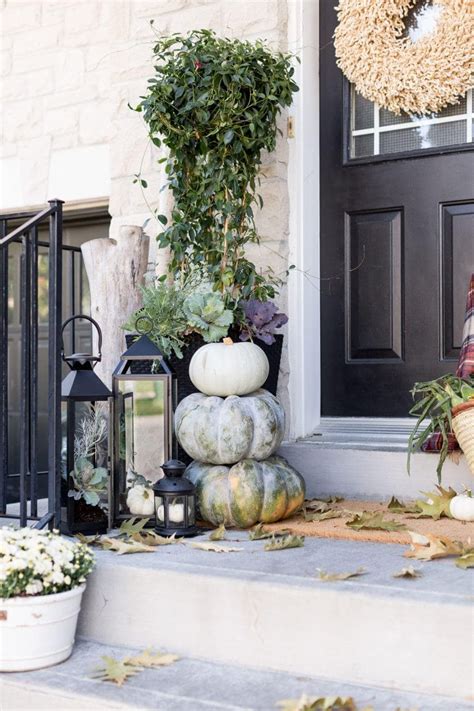 Decorate Your Front Porch For Fall On A Budget These Simple Decor