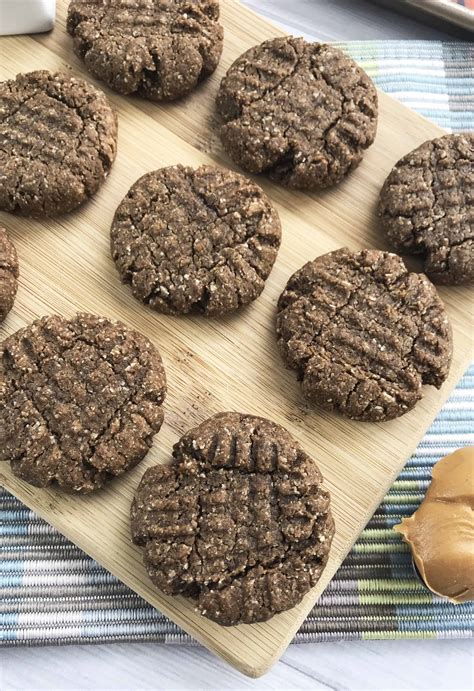 Keto Peanut Butter Chocolate Cookies Keto Cookie Recipe