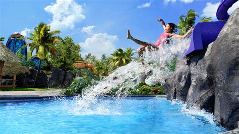 Universal studios singapore is part of resorts far far away fairy godmother's potion shop: Bezienswaardigheden Kissimmee - Tioga Tours