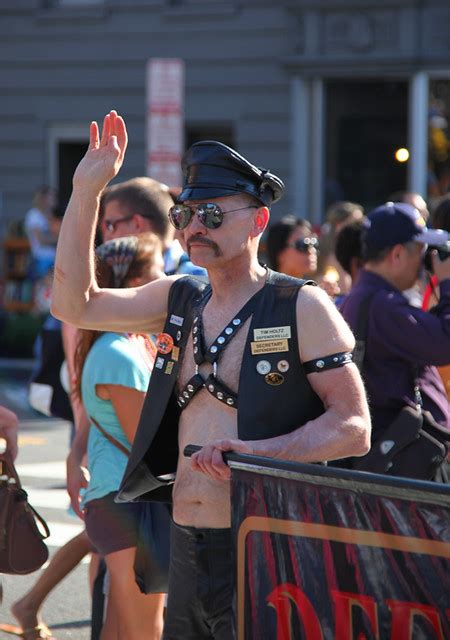 Dc Defenders Dc Gay Pride Parade 2012 Tim Holtz Secreta Flickr