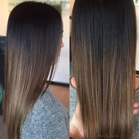 This ombre style looks exhilarating on straight, medium length hair. Enthralling Long and Straight Hair Ombre for Women - The ...