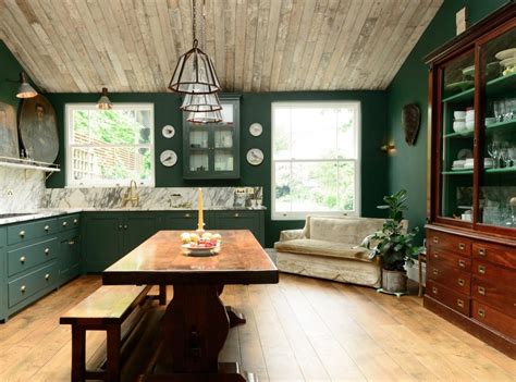 Let's begin with my tall, dark, handsome, mysterious hunk from de vol that i'm mad about. 12 Farrow and Ball Kitchen Cabinet Colors For The Perfect ...