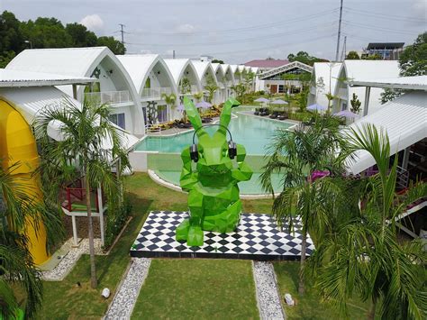 Aku ada aim satu hotel ni. Cuti Selepas PKP: 10 Lokasi Ini Sesuai Bawa Keluarga ...