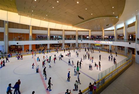 From leisure skating to speed skating and ice hockey, the largest ice surface in malaysia holds it all. Simple Yet Memorable Date Ideas at IOI City Mall