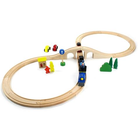 Wooden 30 Piece Figure Eight Train Set With Train Great Way To Expand