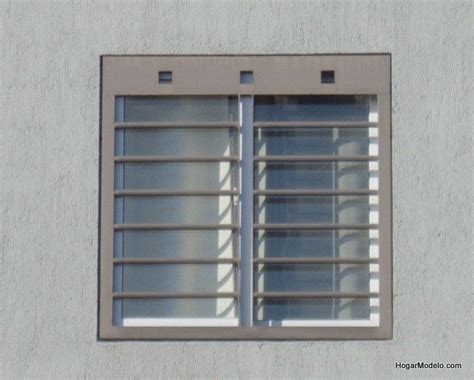Cómo instalar protección de metal a tu ventana. Reja horizontal con cenefa | Ventanas modernas, Rejas ...
