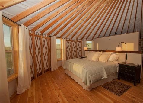 Cozy Bedroom In A 30 Shelter Designs Yurt