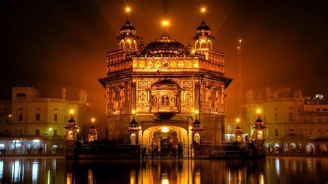 The Golden Temple At Night In Amritsar India Wallpaper Golden Temple