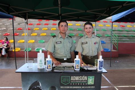 In addition, the company was allowed to send one ship of 500 tons annually to portobello to engage in normal trade to avoid contraband. MASIVA ASISTENCIA A FERIA DE MASCOTAS