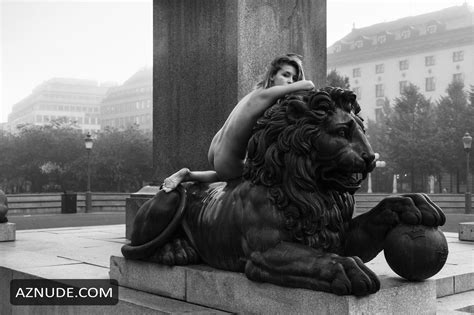 Marisa Papen Nude In In The Streets Of Stockholm Photoshoot Swedish