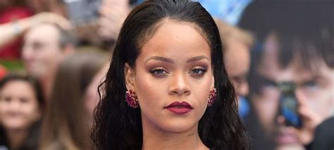 Rihanna Découvrez Pourquoi Elle A Appelé Sa Marque Fenty Mce Tv