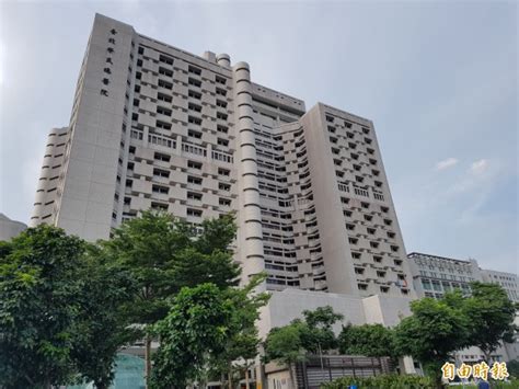 575,681 likes · 10,461 talking about this. 大台北明天停班停課 醫院門診變動、急診照常 - 生活 - 自由時報電子報