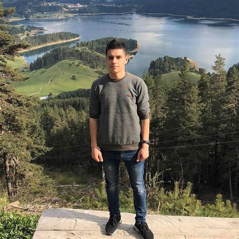 18 годишно момче от доспатското село Касъка се нуждае от помощ plamak bg