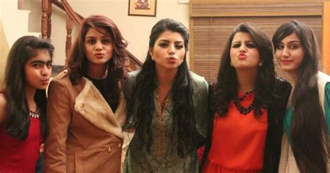 Vip Pakistani Desi Girls Friends Kissing Cam Photos Beautiful Desi