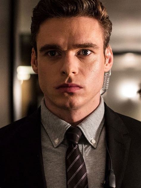 The writer jeff mercurio said he did not want the characters to be obviously classifiable as 'good' or 'bad', he wanted to show that most people are. Bande-annonce : Bodyguard, la mini-série événement, arrive ...