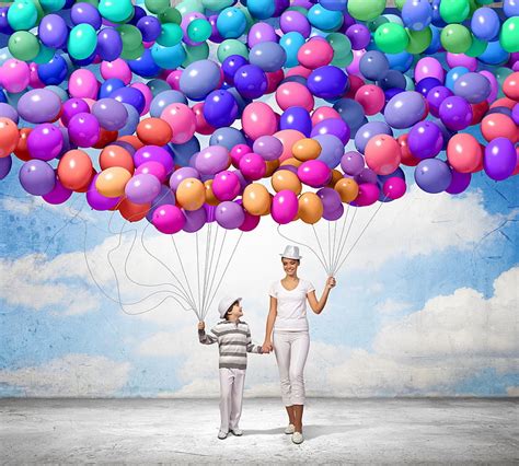 Hd Wallpaper Woman And Child Holding Balloons Artwork Balls Joy