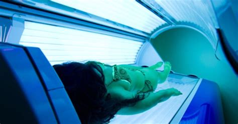 Tanning Beds Linked To Skin Cancer In Young People Yalenews