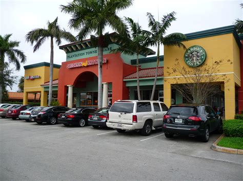 December, march and february are the most pleasant months in plantation, while august and july are the least. Plantation Towne Square Shopping Center, W. Broward Blvd.& 69th Ave., Plantation, FL 33317 ...