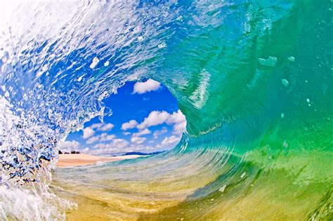 Hawaiis Spectacular Ocean Waves In Pictures Us News The Guardian