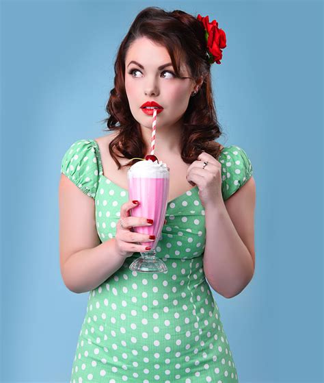 A Vintage S Pin Up Milkshake Polka Dot Dress S Pin Up Pinup Photoshoot Modern Pin Up